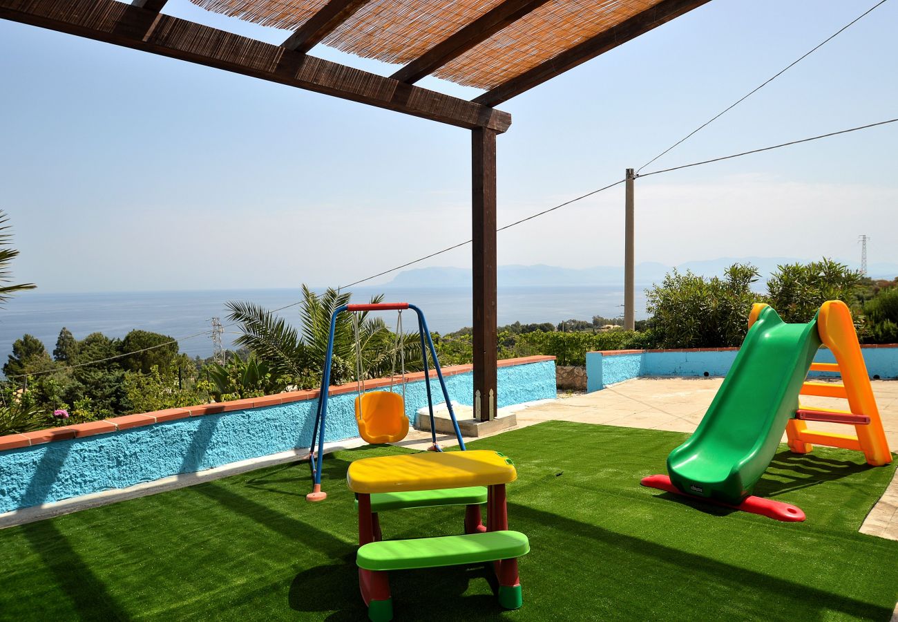 Scopello, giochi per bambini Scopello, giochi per bambini