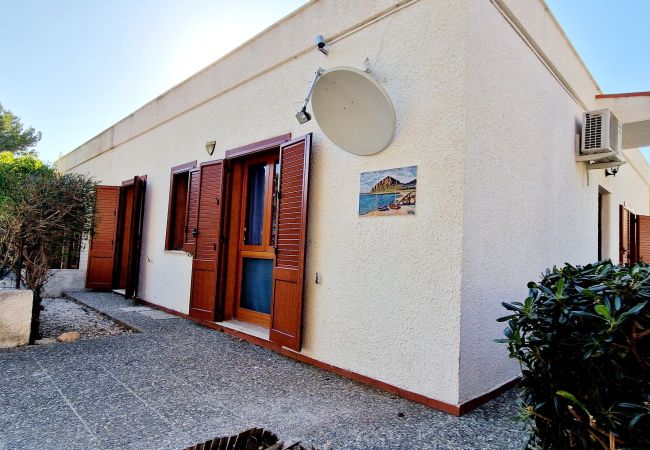 Villetta a Macari - Green House con piscina privata 7 posti letto Villetta a Macari - Green House con piscina privata 7 posti letto