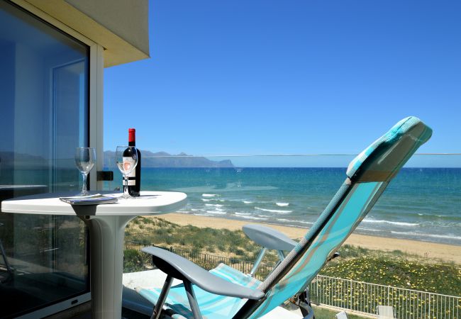 Alcamo Marina, balcony with sea view Alcamo Marina, balcony with sea view
