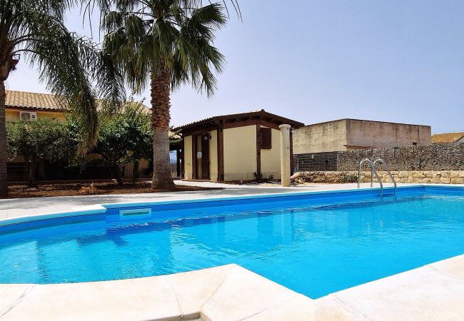 Villa in Alcamo - Villa Paradiso Villa in Alcamo - Villa Paradiso