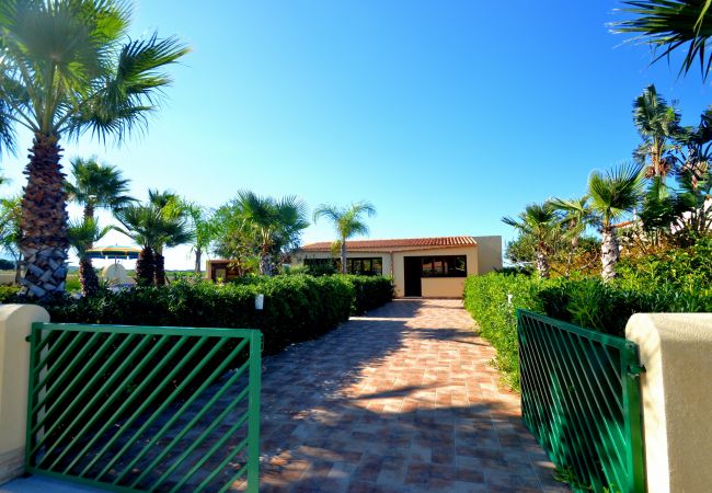 San Vito lo Capo, villa  San Vito lo Capo, villa