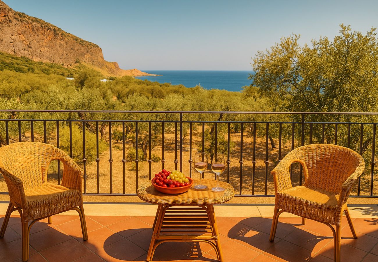 Villa in Castelluzzo - Villa Gheta immersa nella riserva naturale