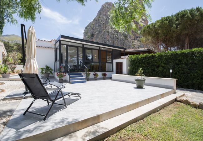 Villa à Macari - Villa Makar with enchanting sea view Villa à Macari - Villa Makar with enchanting sea view