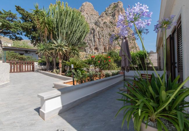 Villa à Macari - Villa Makar with enchanting sea view Villa à Macari - Villa Makar with enchanting sea view