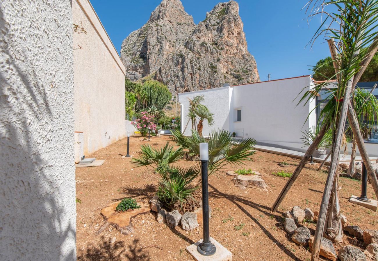 Villa à Macari - Villa Makar with enchanting sea view Villa à Macari - Villa Makar with enchanting sea view